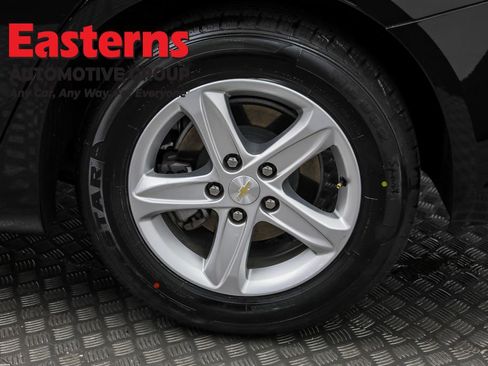 Used 2024 Chevrolet Malibu LT image 33