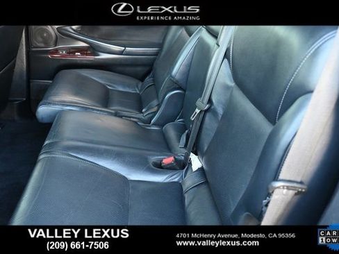 Used 2013 Lexus LX 570 4WD w/ Luxury Pkg image 11