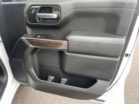 Used 2019 Chevrolet Silverado 1500 RST RWD image 18