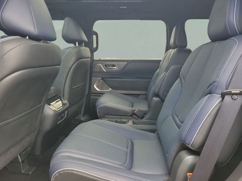 Certified 2026 INFINITI QX80 4WD w/ Sport Exterior Package image 35