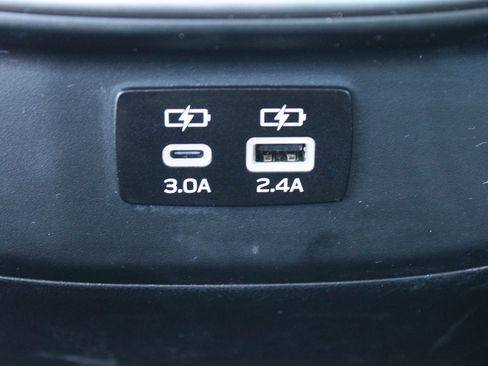 Used 2025 Subaru Legacy Premium image 24