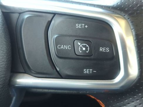 Used 2021 Jeep Gladiator Mojave w/ LED Lighting Group AWD/4WD image 14