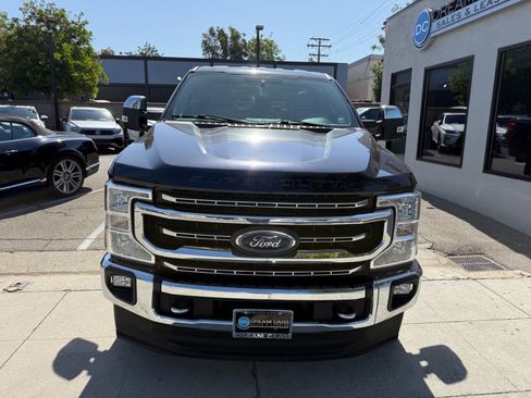 Used 2021 Ford F250 XLT w/ XLT Premium Package AWD/4WD image 4