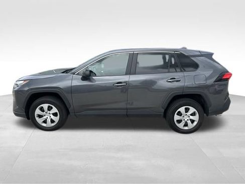 Used 2023 Toyota RAV4 LE AWD/4WD image 2