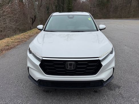 Used 2023 Honda CR-V EX image 3