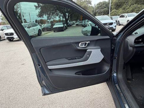 Used 2022 Polestar Polestar 2 w/ Performance Package image 20