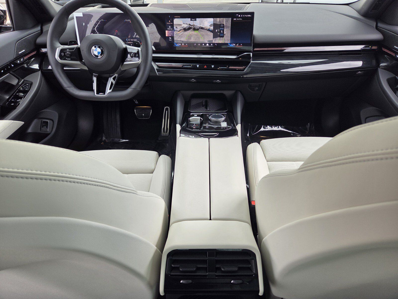 Used 2026 BMW 530i w/ M Sport Package RWD image 13