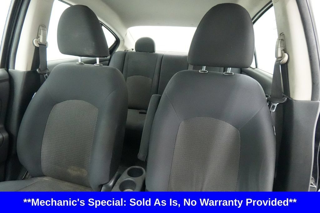 Used 2013 Nissan Versa SV w/ Convenience Pkg FWD image 14