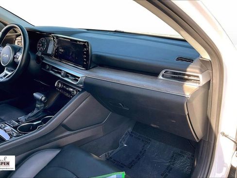 Used 2024 Kia K5 EX w/ EX Premium Package image 16