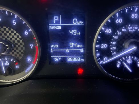 Used 2019 Hyundai Elantra SE FWD image 13