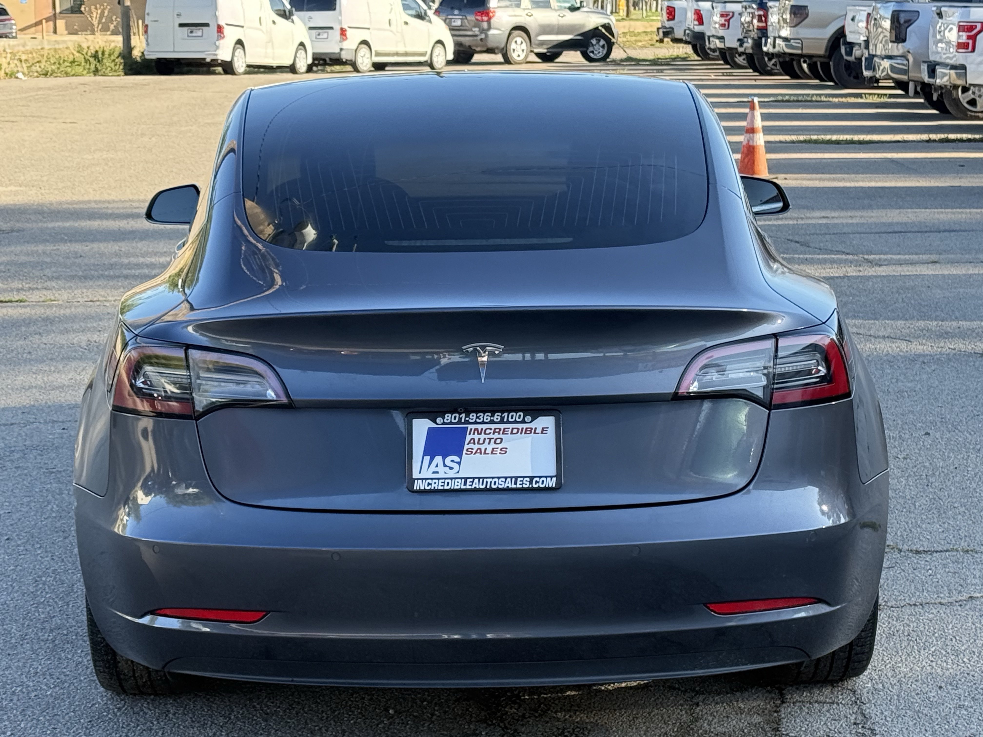 Used 2020 Tesla Model 3 Standard Range Plus RWD image 5