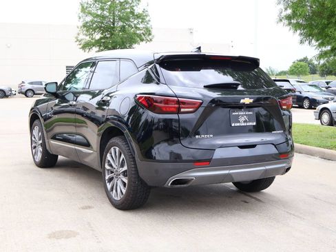 Used 2023 Chevrolet Blazer Premier FWD image 4