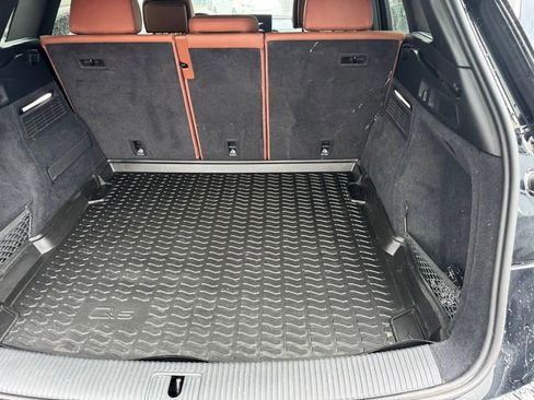 Used 2021 Audi Q5 2.0T Premium w/ Convenience Package image 11