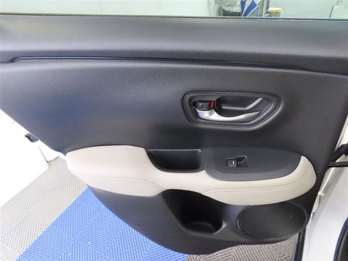 Used 2024 Honda HR-V LX image 28