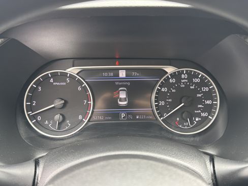 Used 2024 Nissan Sentra SV FWD image 16