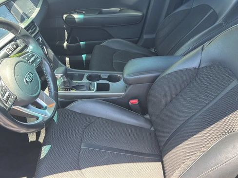 Used 2020 Kia Optima S FWD image 10