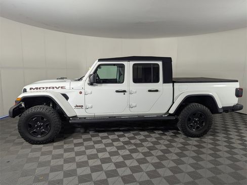Certified 2021 Jeep Gladiator Mojave image 8