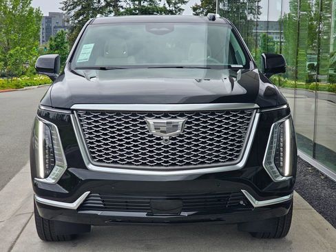 New 2026 Cadillac Escalade Platinum Luxury w/ LPO, Radiant Package AWD/4WD image 8
