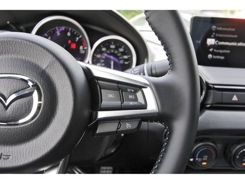 New 2026 MAZDA MX-5 Miata Club w/ Interior Package RWD image 13