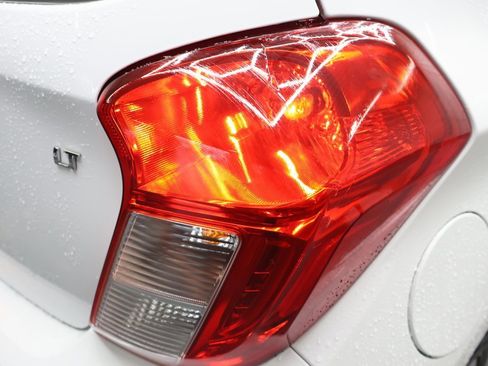 Used 2021 Chevrolet Spark LT image 27