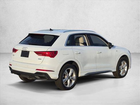 Certified 2024 Audi Q3 2.0T Premium Plus AWD/4WD image 5