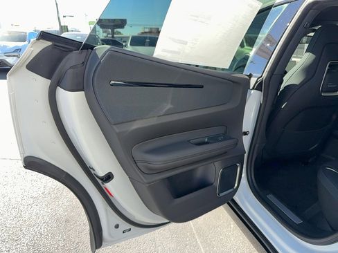 New 2026 Polestar Polestar 4 image 17