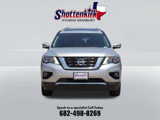 Used 2018 Nissan Pathfinder Platinum FWD video 2