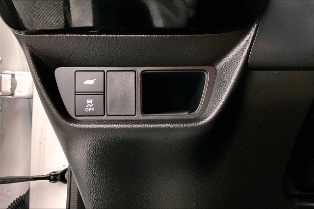 Used 2025 Acura ADX FWD image 35