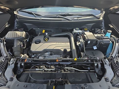 Used 2023 GMC Terrain SLE w/ Driver Convenience Package image 40