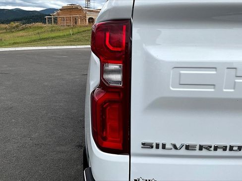 Used 2023 Chevrolet Silverado 1500 RST image 31