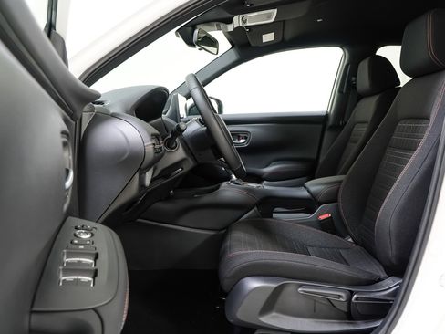 New 2026 Honda HR-V Sport image 17