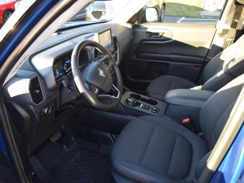 Used 2024 Ford Bronco Sport Badlands image 8