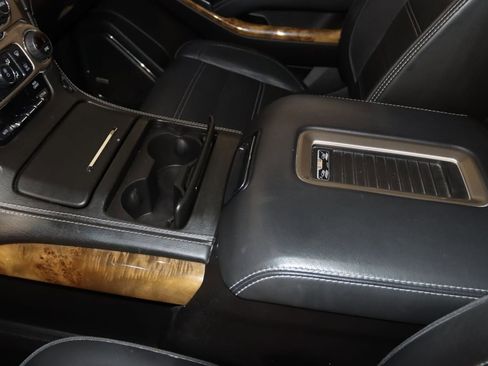 Used 2017 GMC Yukon Denali w/ Open Road Package image 46