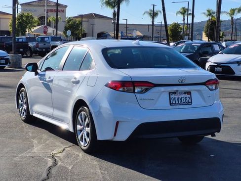 Used 2026 Toyota Corolla LE image 8