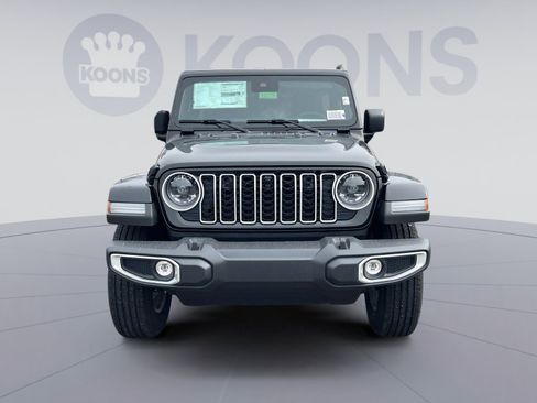 New 2025 Jeep Wrangler Sahara w/ Dual Top Group image 4