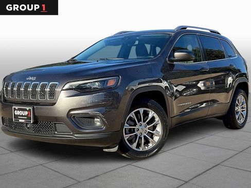 Used 2021 Jeep Cherokee Latitude Plus image 1