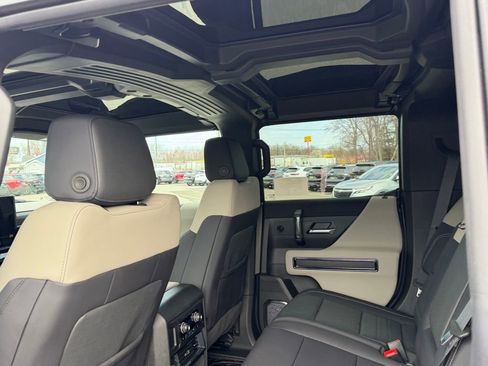 New 2026 GMC Hummer EV SUV AWD/4WD image 11