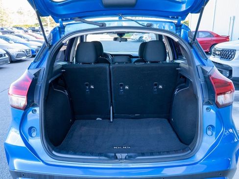 Used 2024 Nissan Kicks SV image 5
