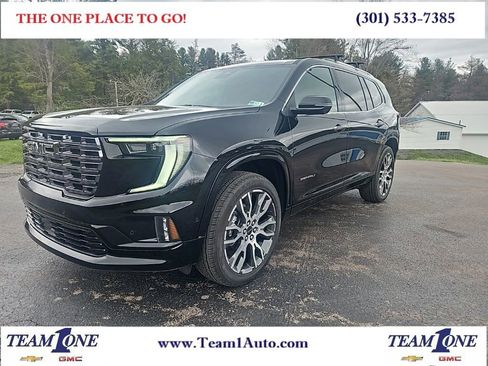 New 2026 GMC Acadia Denali Ultimate w/ LPO, Floor Liner Package AWD/4WD image 1