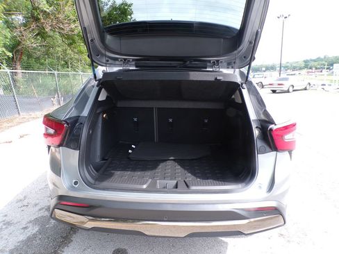 Used 2025 Chevrolet Trax ACTIV w/ Driver Confidence Package FWD image 17