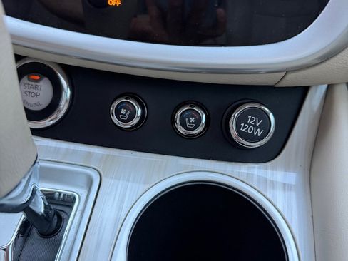 Used 2016 Nissan Murano Platinum w/ Platinum Technology Package FWD image 14