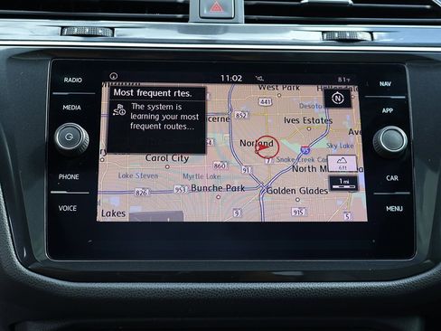 Used 2019 Volkswagen Tiguan SEL Premium R-Line image 54