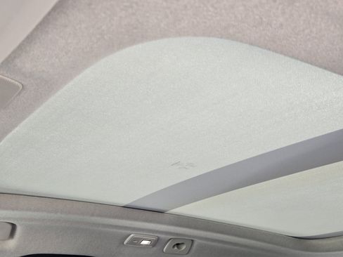 New 2025 Volvo XC40 B5 Ultra w/ Protection Package image 35