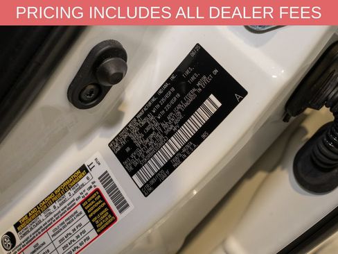 Certified 2025 Toyota Highlander LE AWD/4WD image 21