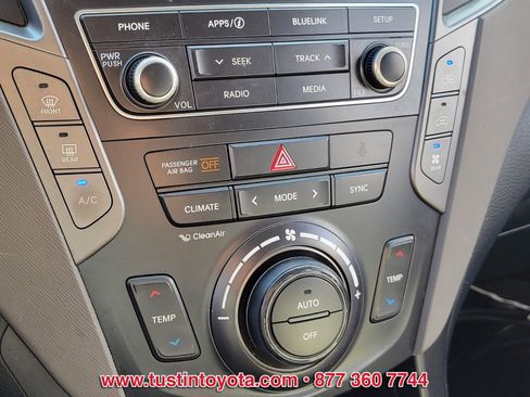 Used 2018 Hyundai Santa Fe SE w/ Cargo Package image 22