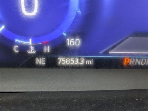 Used 2020 Ford Explorer Platinum w/ Premium Technology Package image 33