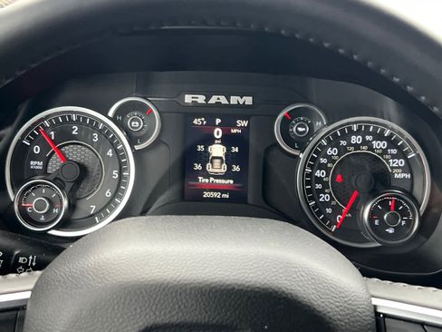 Used 2024 RAM 1500 Big Horn image 17