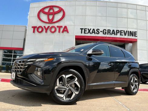 Used 2023 Hyundai Tucson Limited AWD/4WD image 2