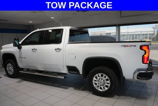 Used 2024 Chevrolet Silverado 2500 LTZ AWD/4WD image 4