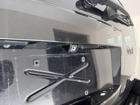 Used 2013 GMC Yukon Denali AWD/4WD image 30